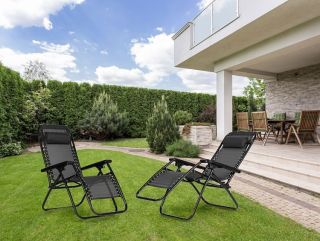 Kreslo ZERO GRAVITY nie je len kus nábytku – je to tvoja osobná zóna pokoja. Vďaka polohovaniu sa ocitneš v stave...